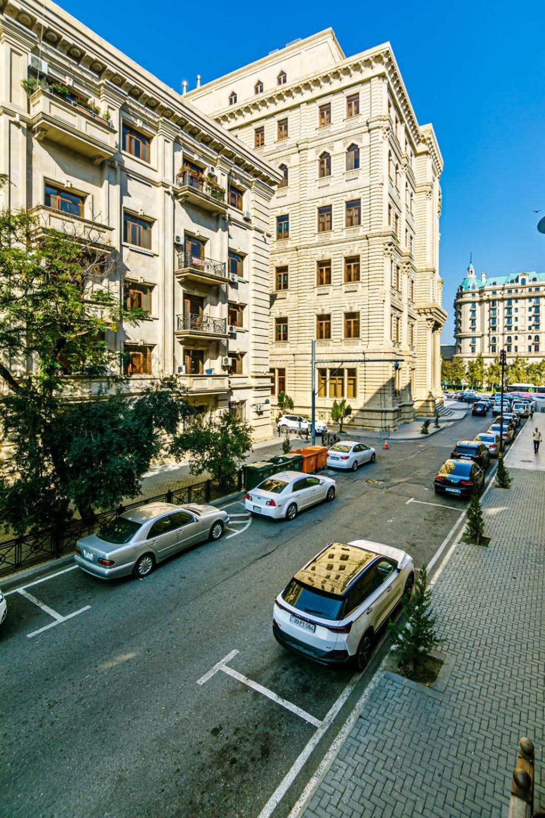 Azneft Square Deluxe Apartment Μπακού Εξωτερικό φωτογραφία